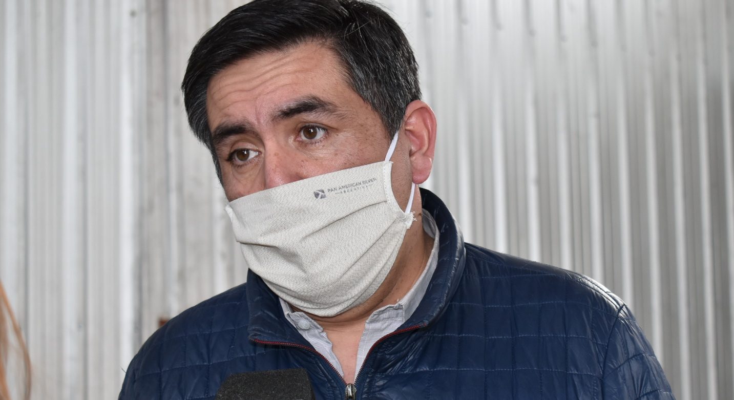 Javier Castro consideró “inviable” un aislamiento de 14 días para los mineros Javier Castro consideró “inviable” un aislamiento de 14 días para los mineros