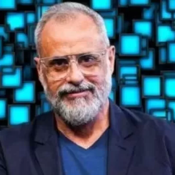 Jorge Rial decidió vacunarse en Miami: “Me vacuné por miedo. Debo reconocerlo. Me cagué en las patas” Jorge Rial decidió vacunarse en Miami: “Me vacuné por miedo. Debo reconocerlo. Me cagué en las patas”