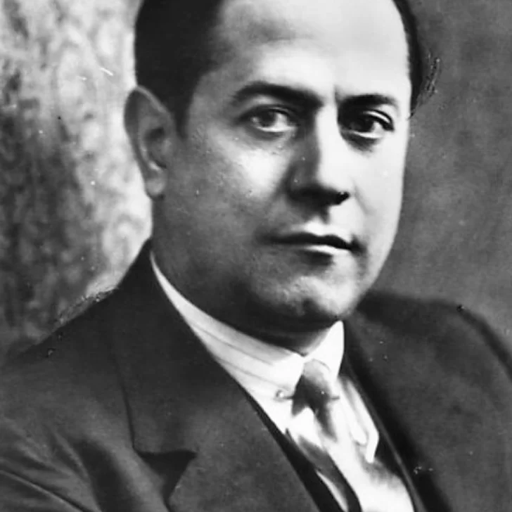 Video. Ofrenda en la tumba del legendario estratega de ajedrez, Juan Capablanca