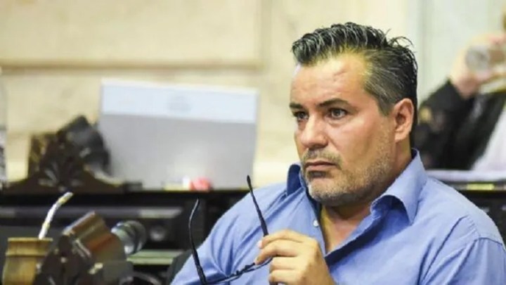 El diputado Juan Ameri presentó la renuncia a la Cámara de Diputados y evitó ser expulsado