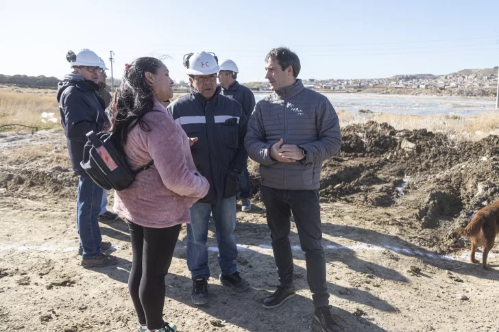 juan-pablo-luque-recorrida-obras-comodoro-656-1-728x485