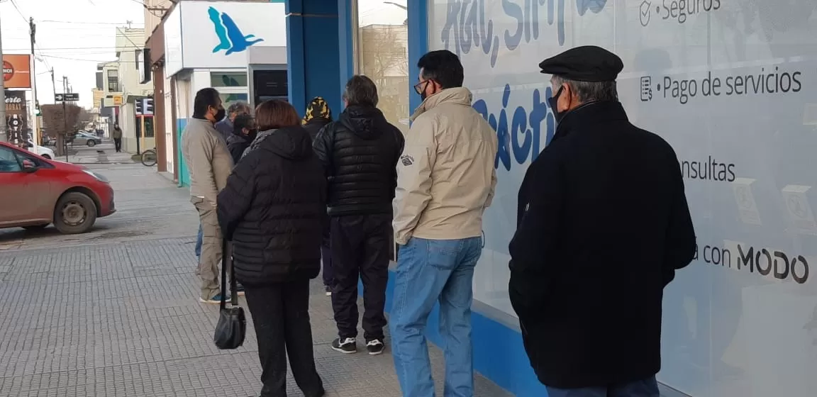 ANSES oficializó el aumento a jubilados del 12,11%: ¿Cuánto cobro en diciembre? ANSES oficializó el aumento a jubilados del 12,11%: ¿Cuánto cobro en diciembre?