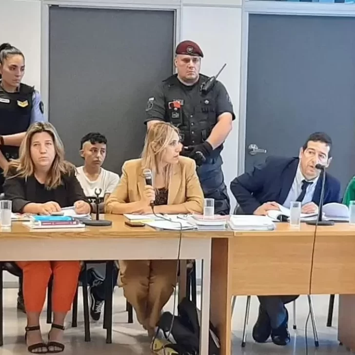 Lucio Dupuy: el forense dio un crudo testimonio con fotos de las golpizas y las acusadas pidieron irse del juicio