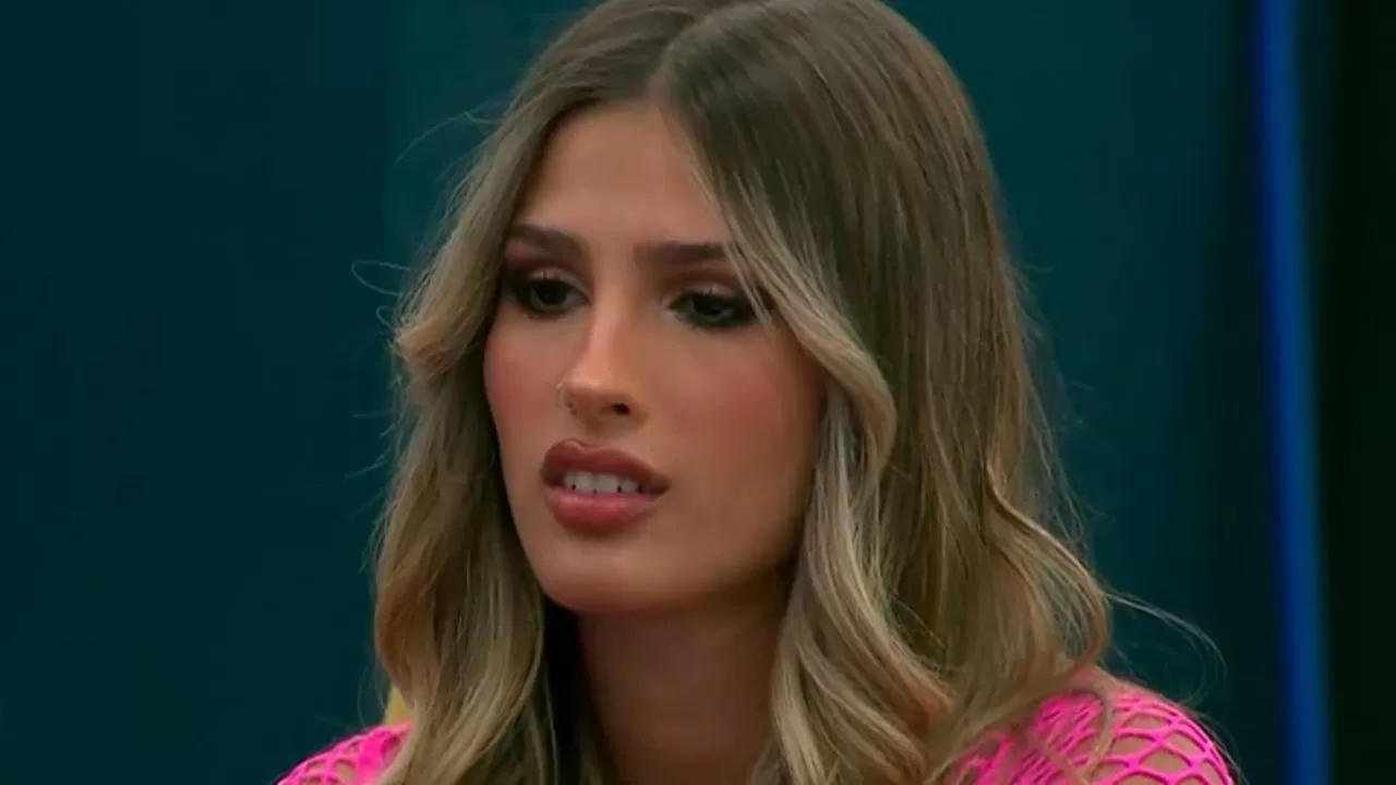 Misterio en Gran Hermano: ¿Quién es la persona que apareció detrás del espejo? Misterio en Gran Hermano: ¿Quién es la persona que apareció detrás del espejo?