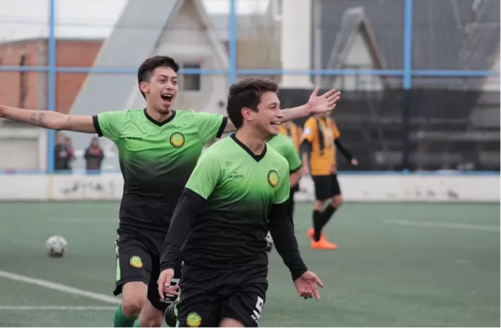 Fútbol de los Barrios: Junín superó 3 a 2 a Belgrano y se metió en las semifinales
