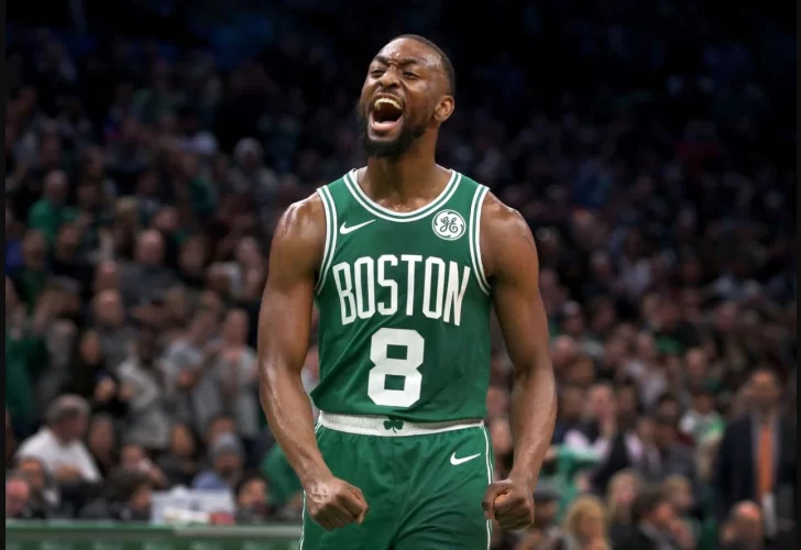 NBA: El tremendo amague y triple que pintó la victoria de Boston Celtics frente a los Toronto Raptors