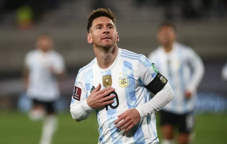 Lionel Scaloni confirmó que Messi será titular en el partido de Argentina-Brasil