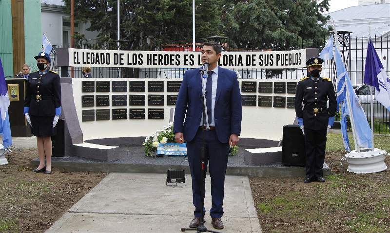 De La Torre, tras la firma de convenios con Nación: “Trabajamos con la gobernadora en fomentar instituciones más fuertes”