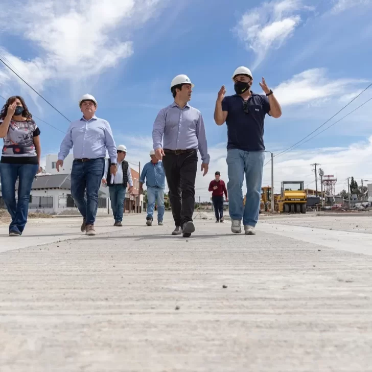 Luque: “Nuestra premisa es mejorar cada uno de los barrios de Comodoro” Luque: “Nuestra premisa es mejorar cada uno de los barrios de Comodoro”