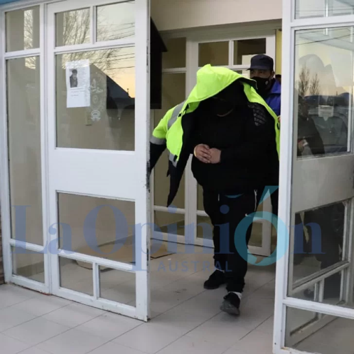 Después de tres meses de reclamos, detuvieron a Emilio Maldonado Después de tres meses de reclamos, detuvieron a Emilio Maldonado