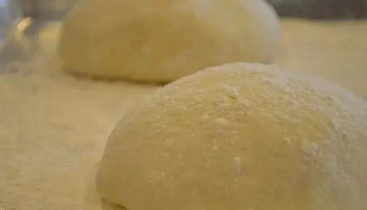 Cómo hacer masa para pizza casera, fácil y económica