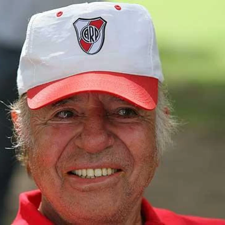 Desde River también despidieron a Carlos Menem, hincha ferviente del club