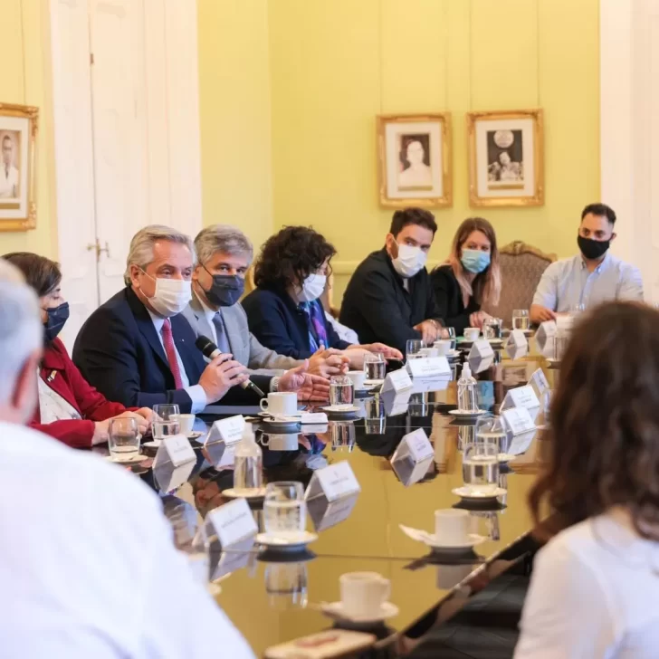 Alberto Fernández, ministros y científicos dialogaron sobre los avances de ARVAC, la futura vacuna argentina