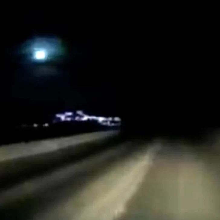 Impresionante: así explotó un meteorito en el cielo de Kamchatka