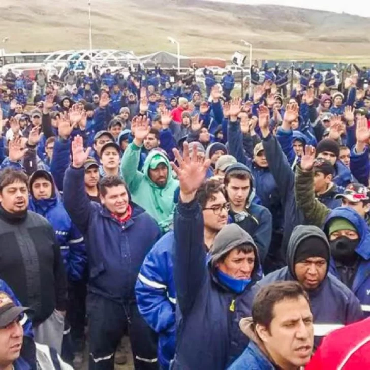 YCRT: reducirán salarios a la mitad y aumentarán $ 1500 a algunos mineros