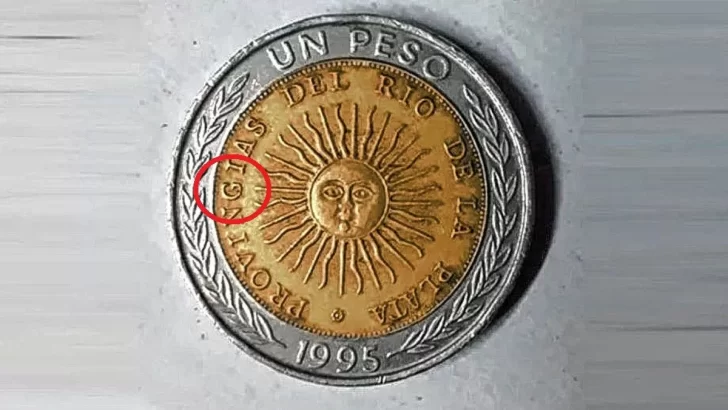 Furor por las monedas de 1 peso que vienen con un error: ¿Cuánto valen realmente?