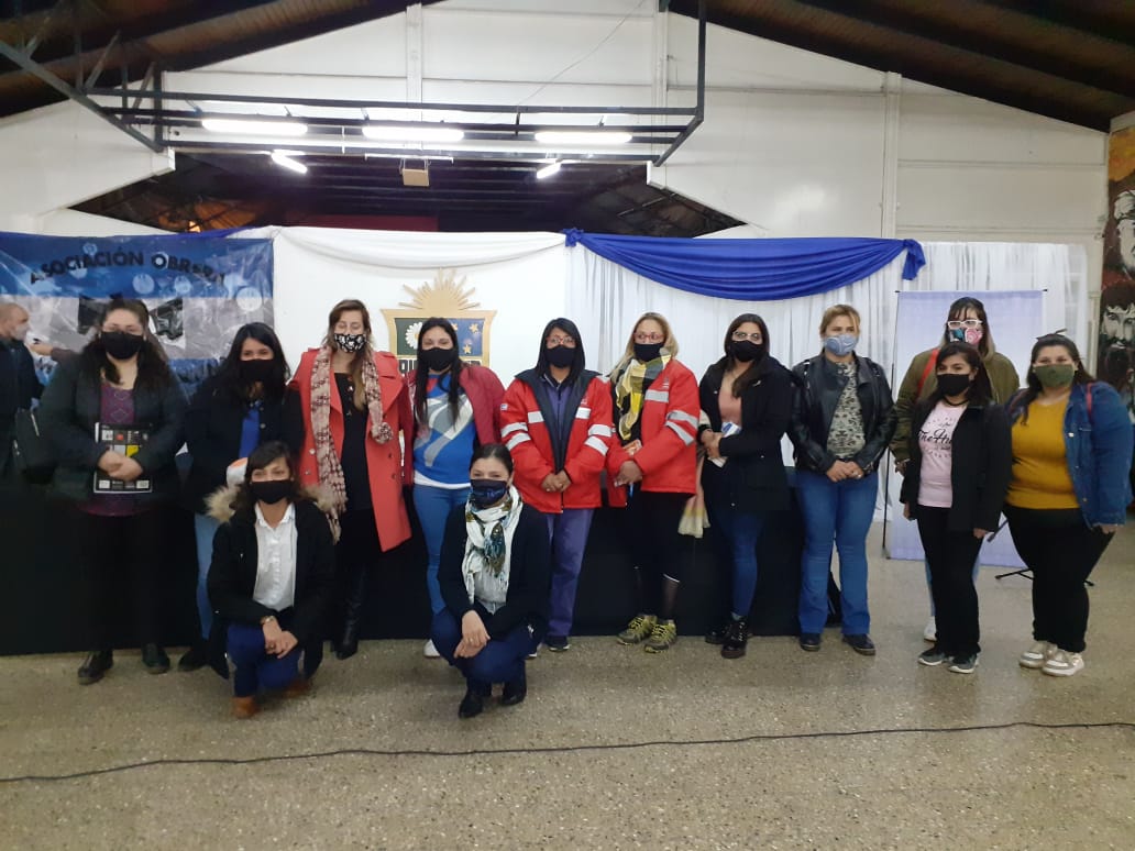 Mujeres mineras: AOMA y Río Turbio lanzaron una capacitación para manipular explosivos Mujeres mineras: AOMA y Río Turbio lanzaron una capacitación para manipular explosivos