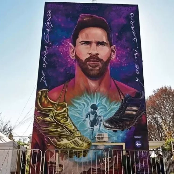 Inauguran el mayor mural de Rosario en homenaje a Messi
