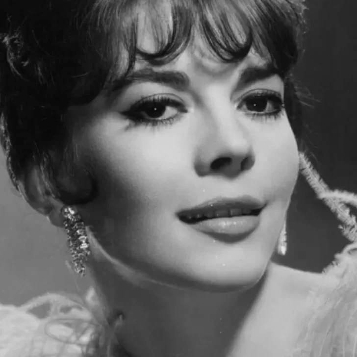 Denuncian que Natalie Wood fue sexualmente agredida por Kirk Douglas Denuncian que Natalie Wood fue sexualmente agredida por Kirk Douglas