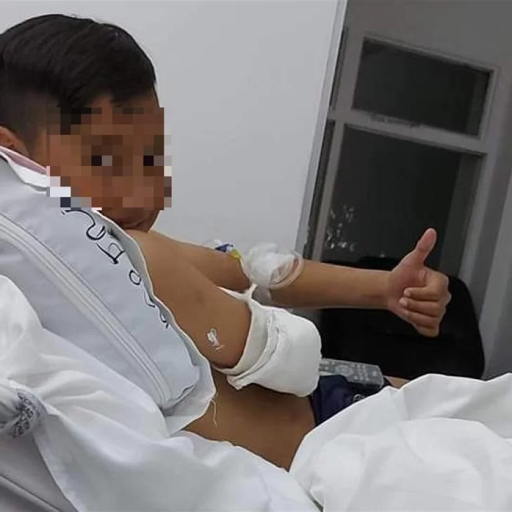 Niño se quebró la muñeca al caer en una vereda rota alrededor de la Laguna María La Gorda