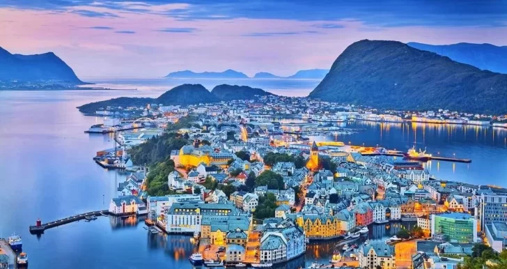 Noruega ofrece trabajo a extranjeros con sueldo de hasta $100.000: cómo postularse y qué requisitos piden
