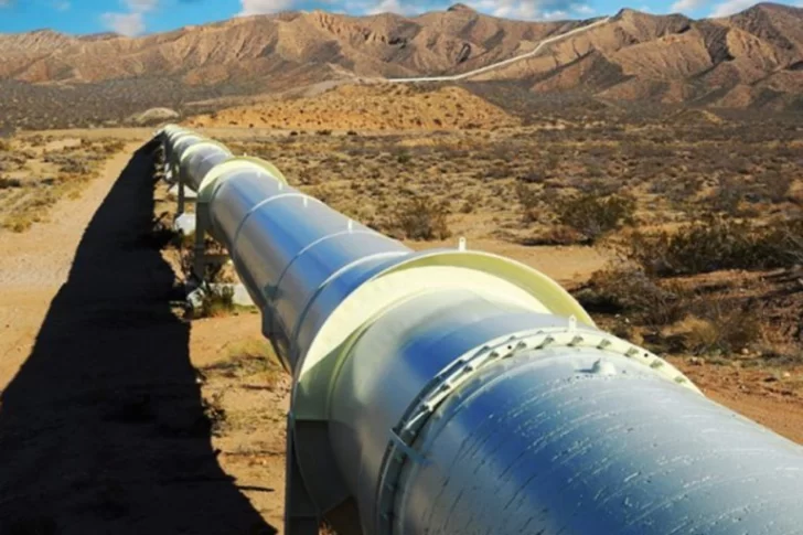 Argentina y Chile se comprometieron a “rehabilitar” el oleoducto Trasandino