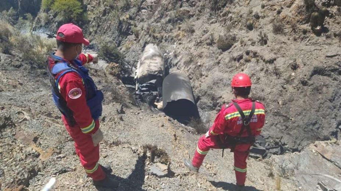 Dos argentinos murieron calcinados mientras transportaban oxígeno medicinal hasta Bolivia