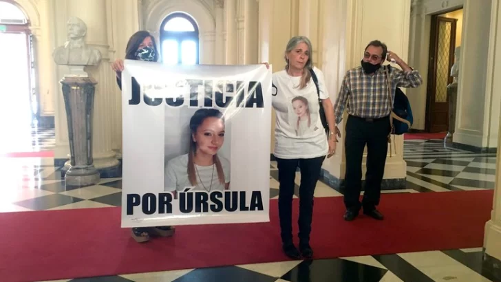Alberto Fernández recibió a los padres de Úrsula Bahillo, la joven asesinada por su exnovio en Rojas