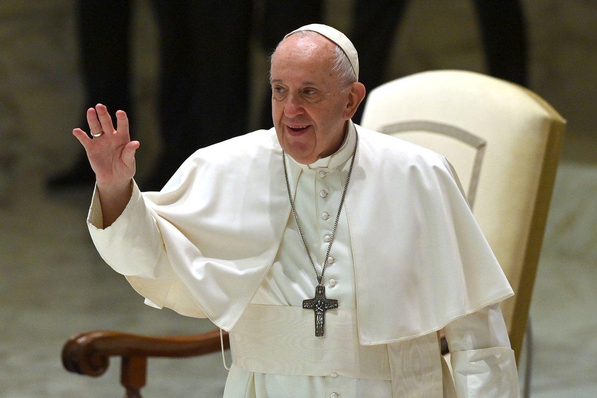 El papa Francisco se mostró mejor de salud de cara a las actividades de Semana Santa
