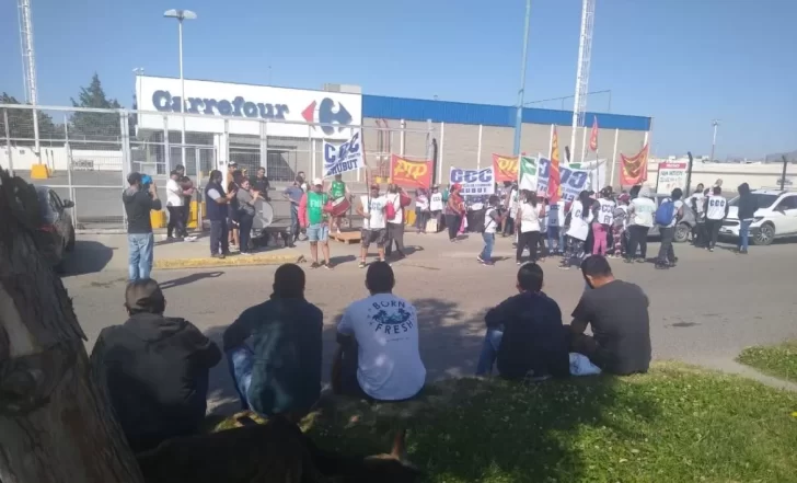 Dictaron conciliación obligatoria al paro en supermercados de Chubut y Santa Cruz