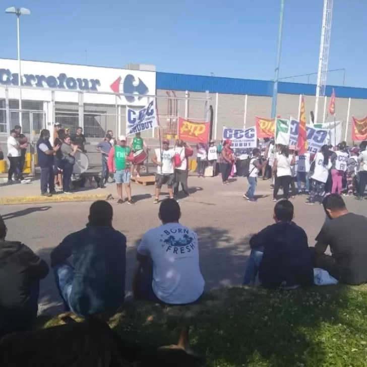 Dictaron conciliación obligatoria al paro en supermercados de Chubut y Santa Cruz