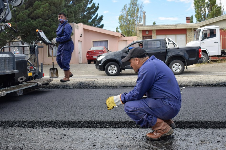 El Municipio estimó una fecha para finalizar la repavimentación de la Av. San Martín