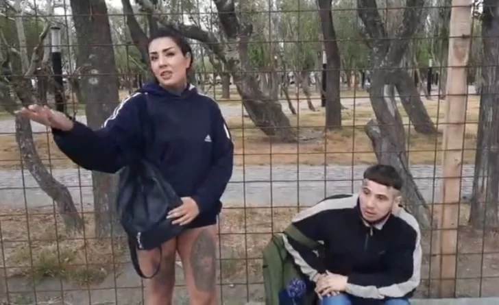 La versión de una malabarista tras la furiosa pelea pre-Navidad: “La chica estaba re ‘en pedo’, está loca de la cabeza”