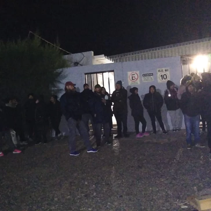 Amenazan con huelga masiva en las pesqueras de Puerto Deseado Amenazan con huelga masiva en las pesqueras de Puerto Deseado