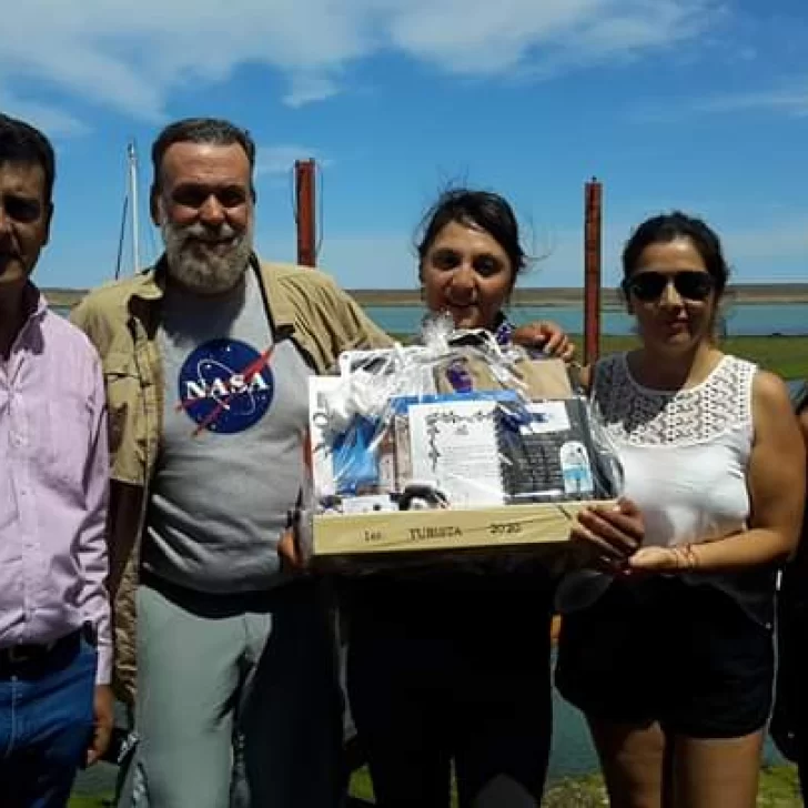 Los primeros turistas del 2020 que llegaron a Puerto Deseado son de México Los primeros turistas del 2020 que llegaron a Puerto Deseado son de México