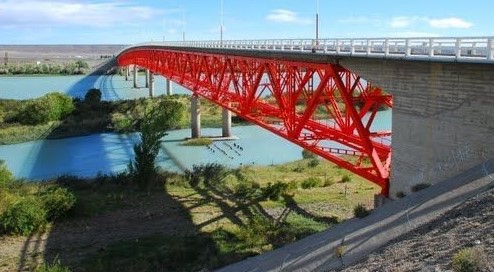 Vialidad informó sobre circulación a media calzada en el puente del río Santa Cruz
