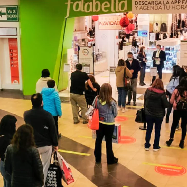 Punta Arenas terminó la cuarentena y los chilenos colmaron las calles
