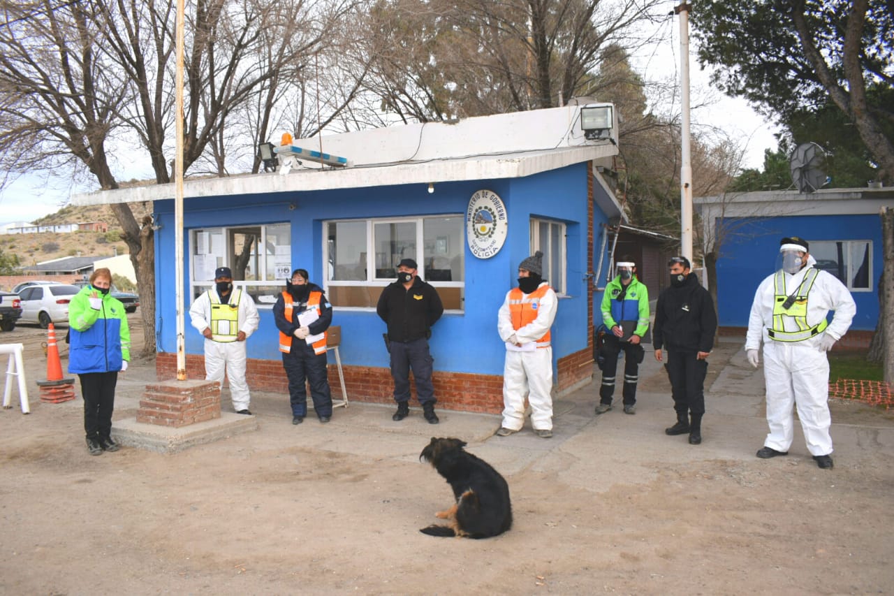 El amor fue más fuerte: la mujer que cruzó el país violando los protocolos volvió a Salta junto a su novio