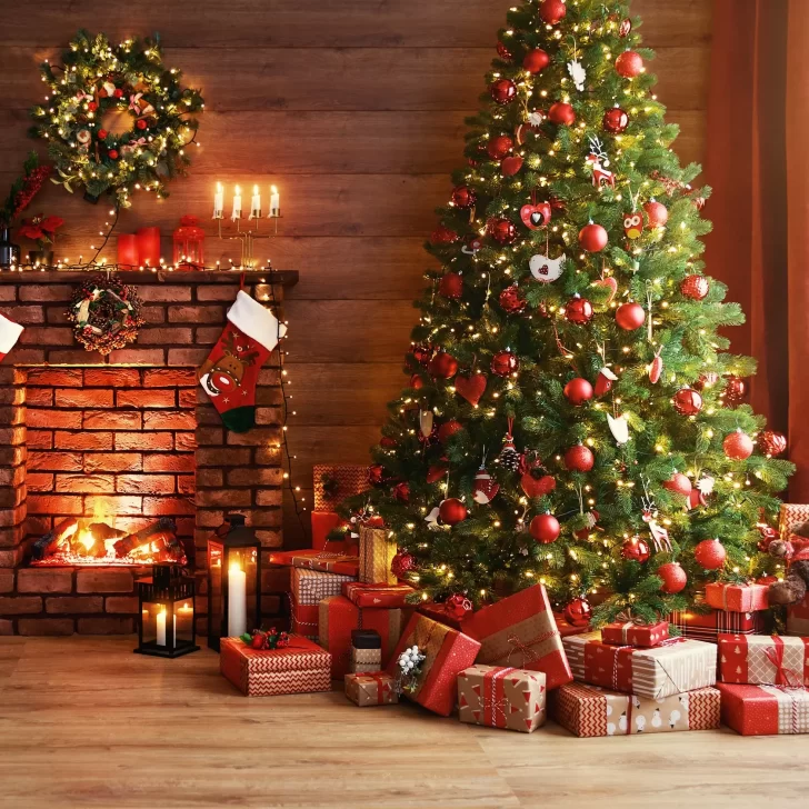 La historia del árbol navideño y el hombre que revolucionó la industria de las fiestas