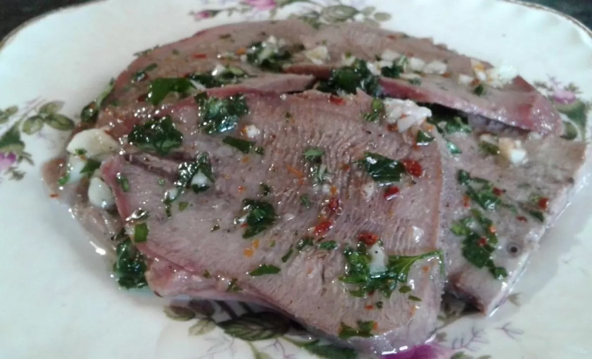Lengua a la vinagreta: una receta navideña fresca y rendidora