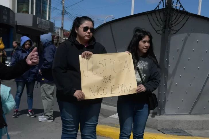 Vecinos se manifestaron pidiendo justicia por Nicole Díaz, la nena de 4 años que falleció por una amebiasis