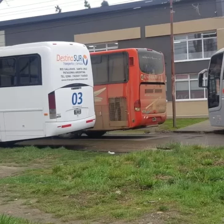 Teodoro Camino aclaró que no hay despidos de choferes de la UCRA y que habrá nueva reunión con empresarios Teodoro Camino aclaró que no hay despidos de choferes de la UCRA y que habrá nueva reunión con empresarios