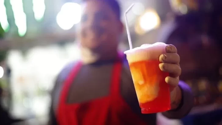 Fiestas Patrias y alcohol: los mejores remedios caseros para combatir la resaca