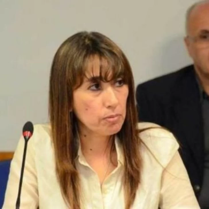 Exdiputado Alberto Lozano a Roxana Reyes: “Mis condolencias, ante la pérdida irreparable de tu hijo” Exdiputado Alberto Lozano a Roxana Reyes: “Mis condolencias, ante la pérdida irreparable de tu hijo”
