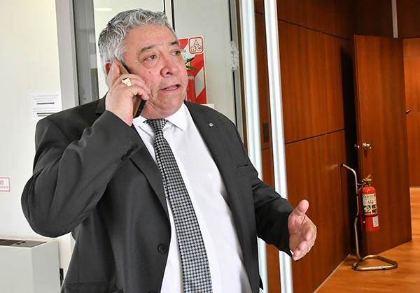 Una agresión sin precedentes de Ricardo Mutio al diario Jornada