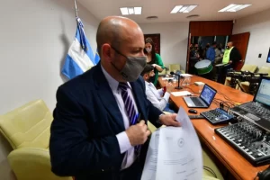 El exvicegobernador de Chubut Ricardo Sastre fue amenazado con un arma de fuego