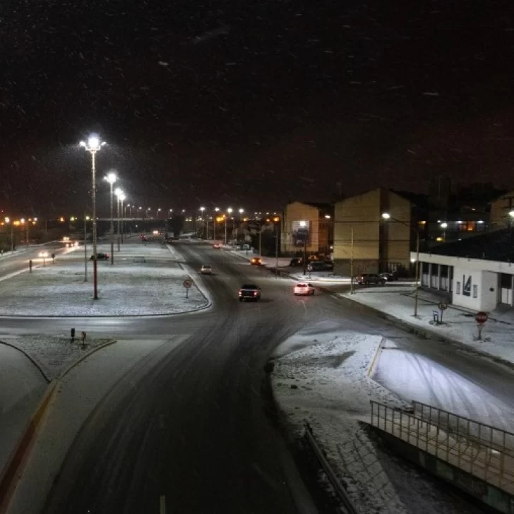 Coronavirus en Santa Cruz: el intendente de Río Gallegos lamentó la irresponsabilidad de Movistar y sus 4 empleados Coronavirus en Santa Cruz: el intendente de Río Gallegos lamentó la irresponsabilidad de Movistar y sus 4 empleados