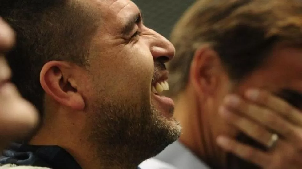 Insólito: tuvo una cita y lo bloqueó porque le dijo que Riquelme no jugaba bien al fútbol Insólito: tuvo una cita y lo bloqueó porque le dijo que Riquelme no jugaba bien al fútbol