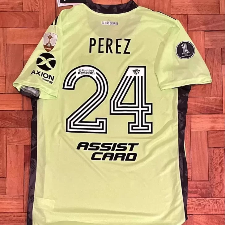 Precio de la camiseta de Enzo Pérez: sube y cotiza a $500.000