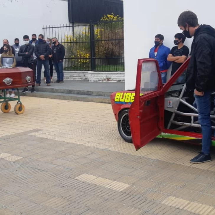 Video. Con el ruido de motores, homenajearon y despidieron a Rodolfo “Rodo” Giurgiovich